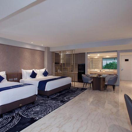 Platinum Hotel Jimbaran Beach Bali ภายนอก รูปภาพ