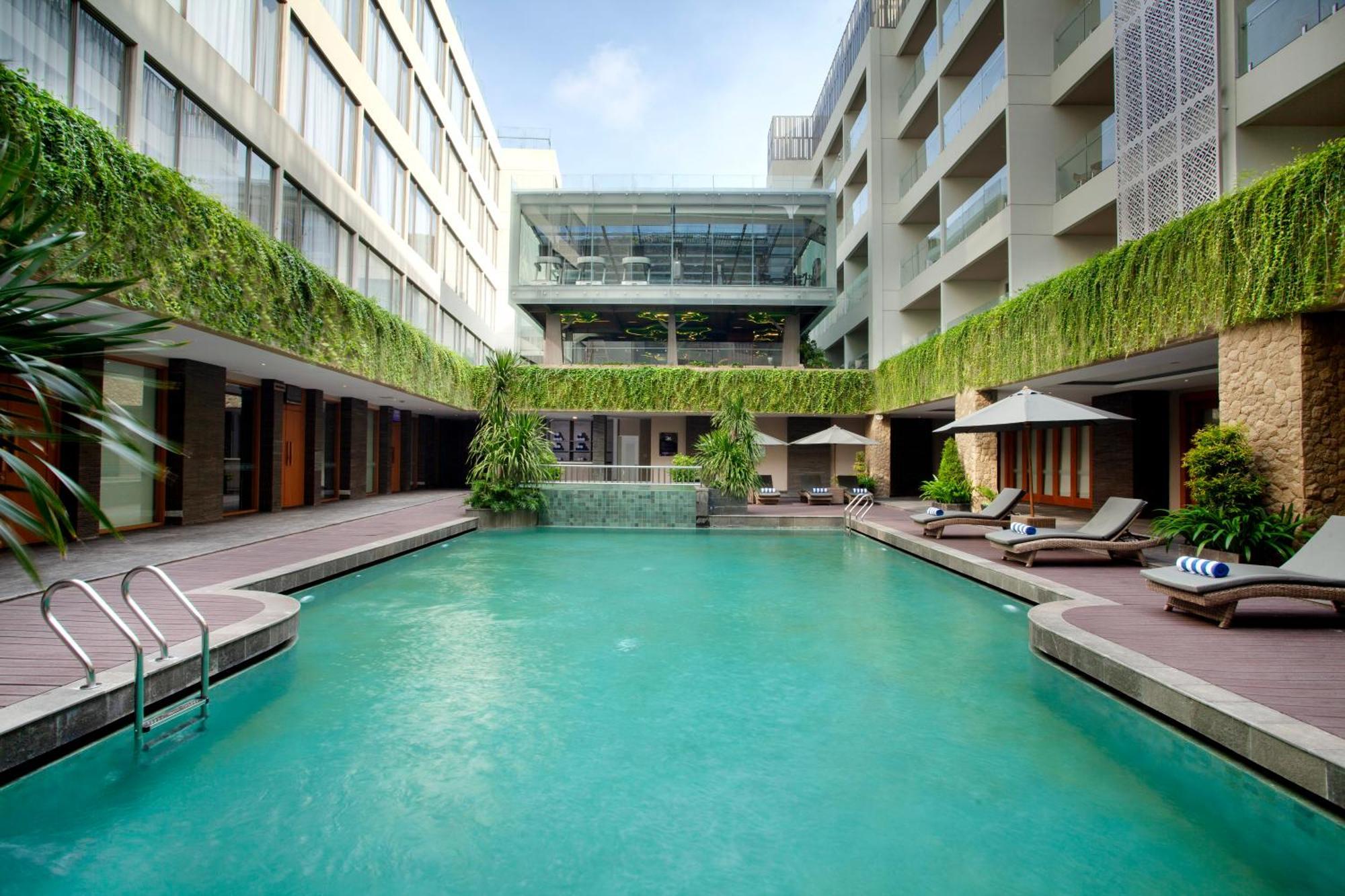 Platinum Hotel Jimbaran Beach Bali ภายนอก รูปภาพ
