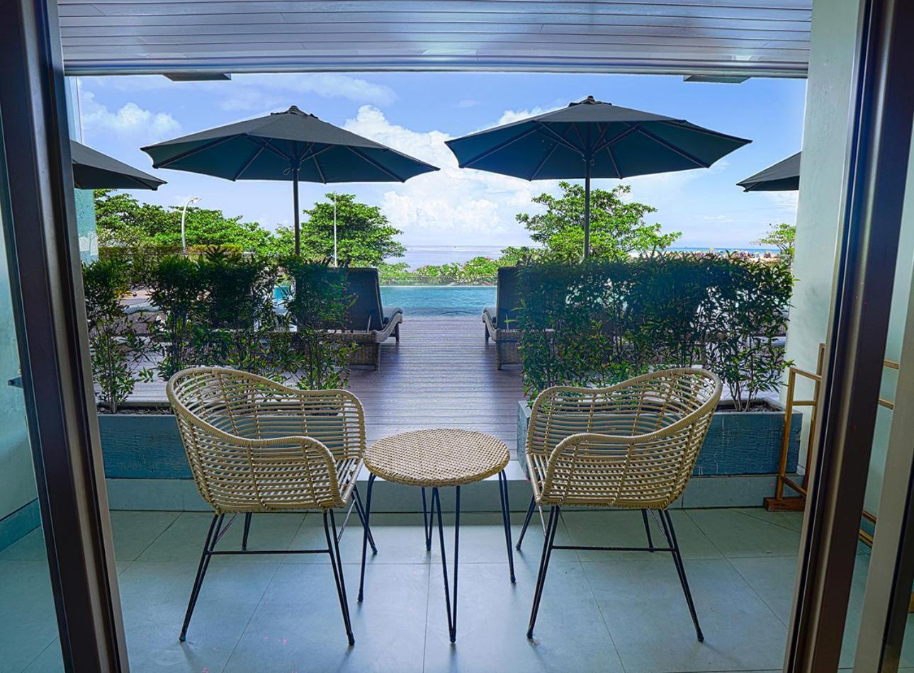 Platinum Hotel Jimbaran Beach Bali ภายนอก รูปภาพ
